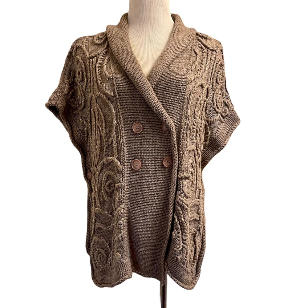 Woman’s Vest Sweater